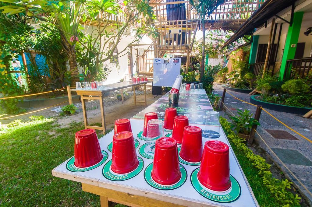 Jeepney Hostel And Kite Resort Balabag  ภายนอก รูปภาพ