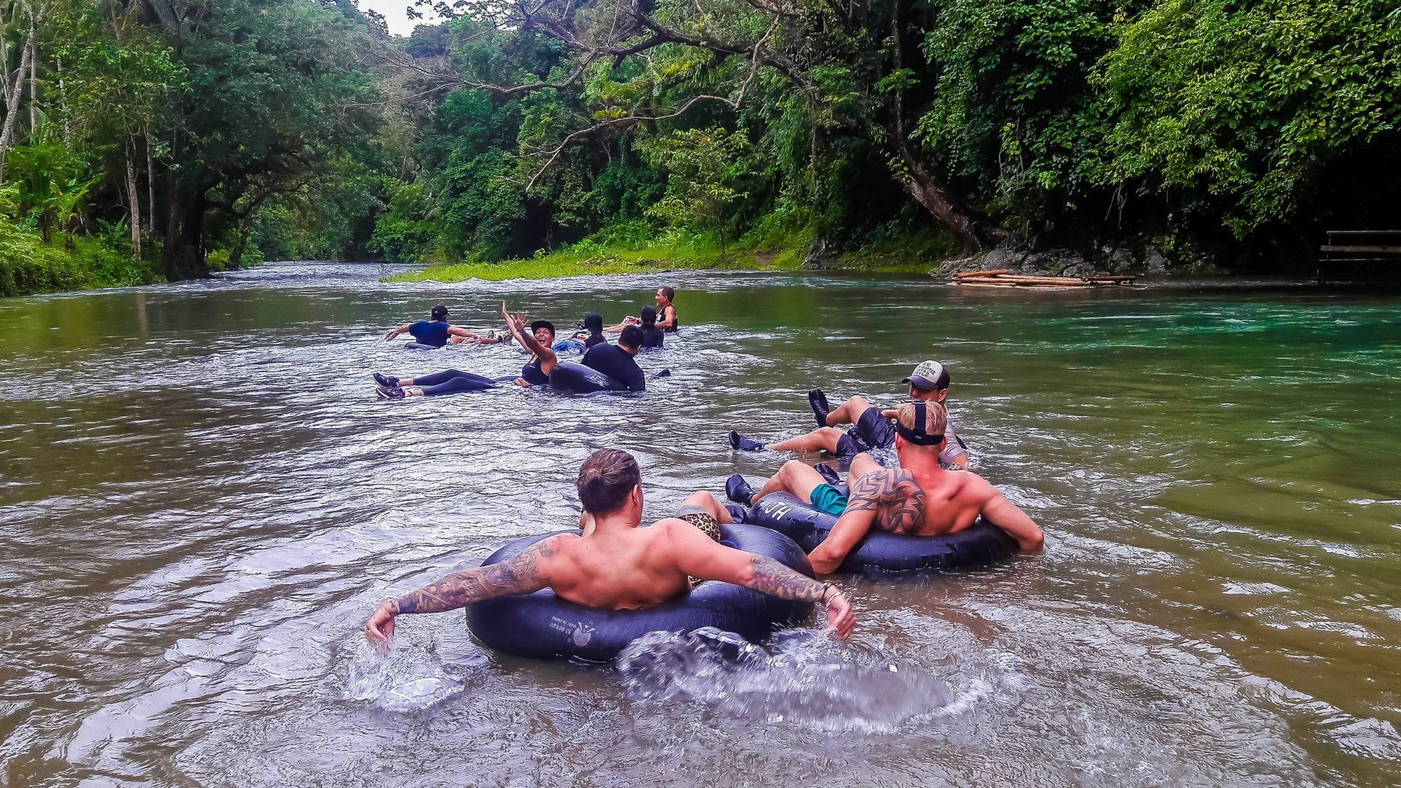 Jeepney Hostel And Kite Resort Balabag  ภายนอก รูปภาพ