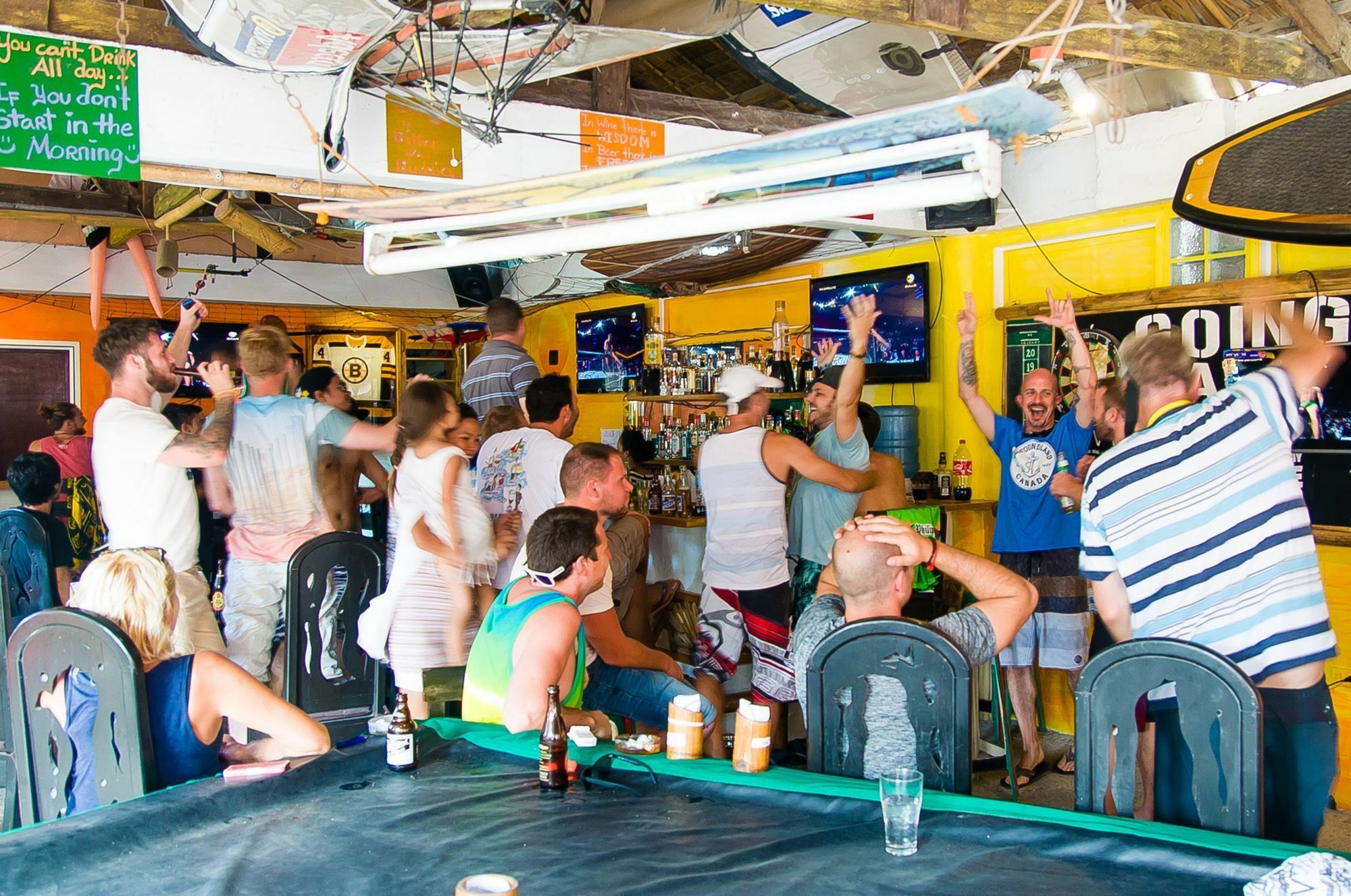 Jeepney Hostel And Kite Resort Balabag  ภายนอก รูปภาพ
