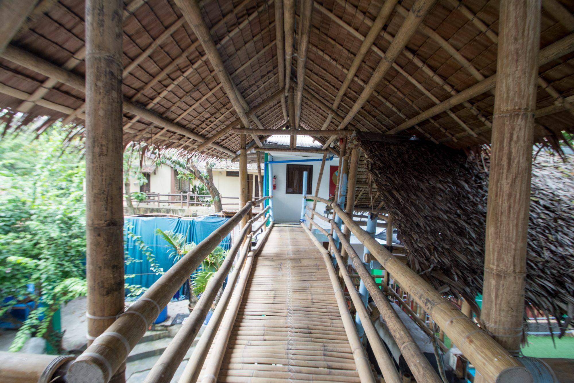 Jeepney Hostel And Kite Resort Balabag  ภายนอก รูปภาพ