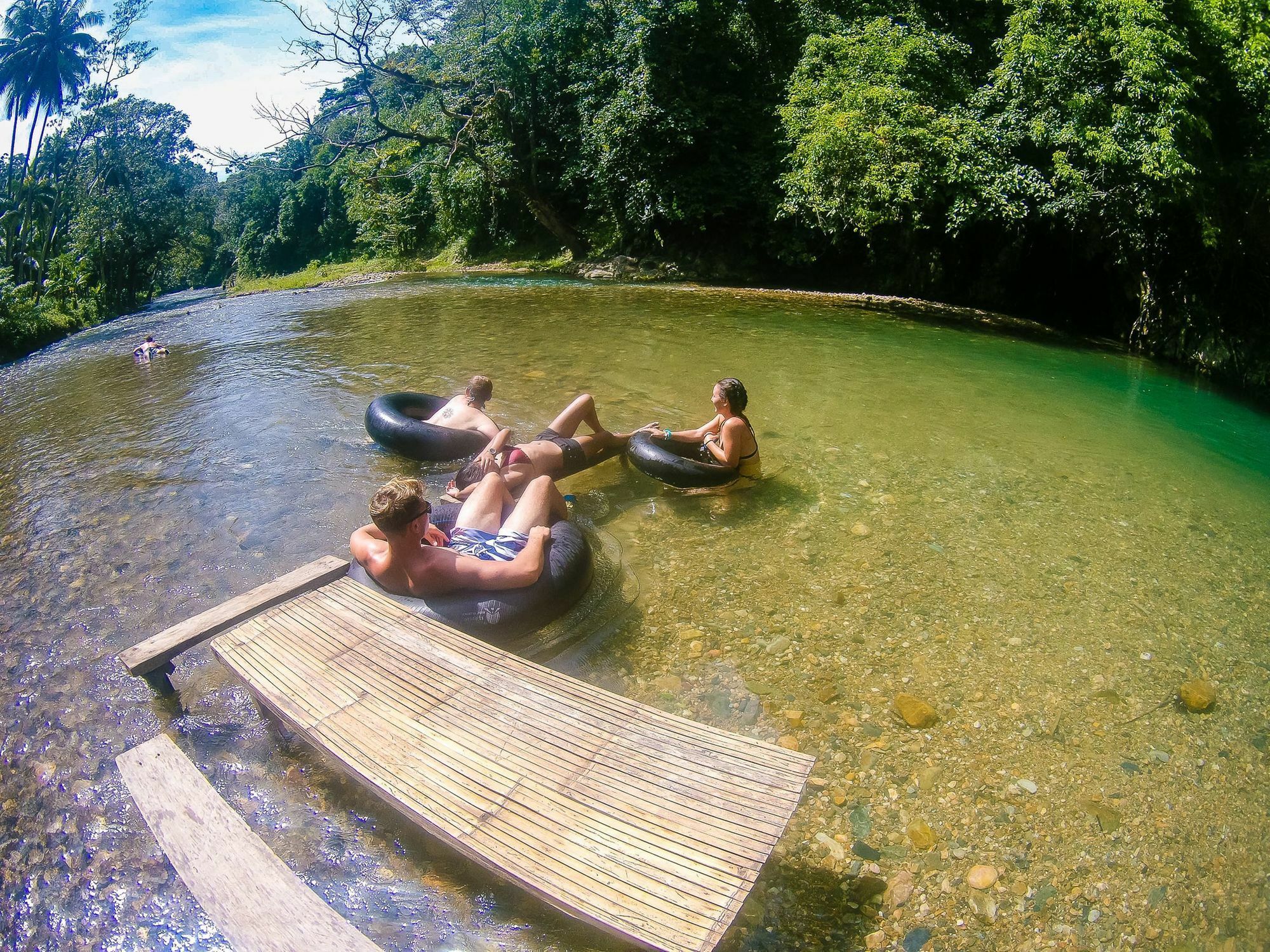 Jeepney Hostel And Kite Resort Balabag  ภายนอก รูปภาพ